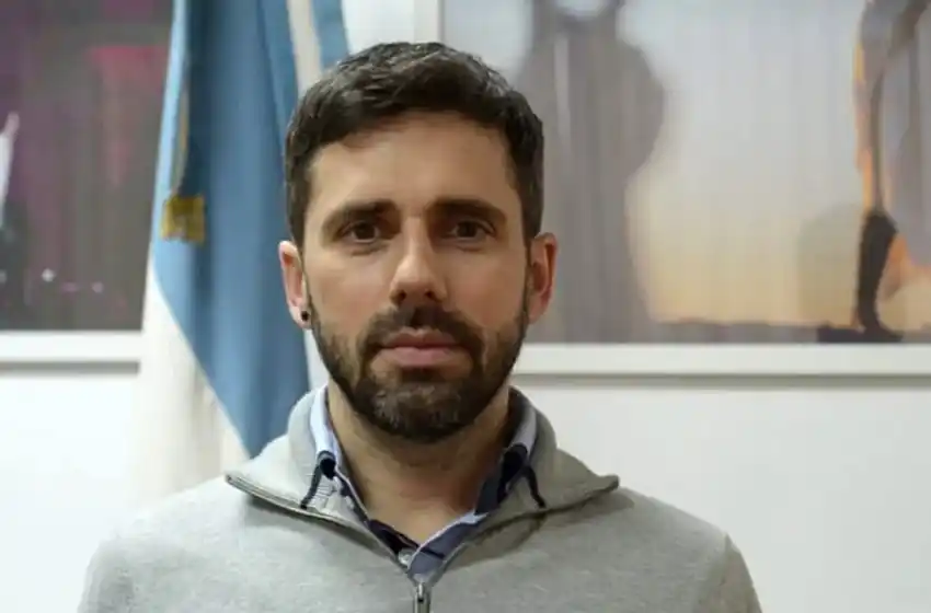 El Gobierno bonaerense advirtió que hay una baja en los casos pero el número "sigue alto"