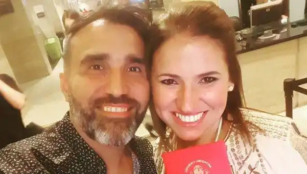 Iglesias se casó con quien había denunciado por violencia de género