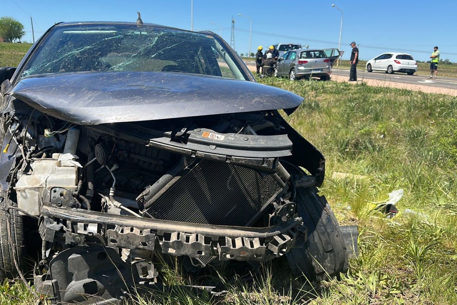 Dos autos chocaron en el cruce de la ruta provincial 42 y la internacional 136