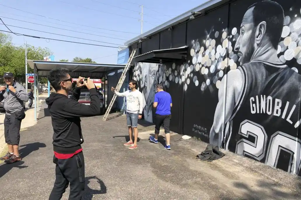 Se hizo el «Manu Ginóbili Day» en la ciudad de San Antonio