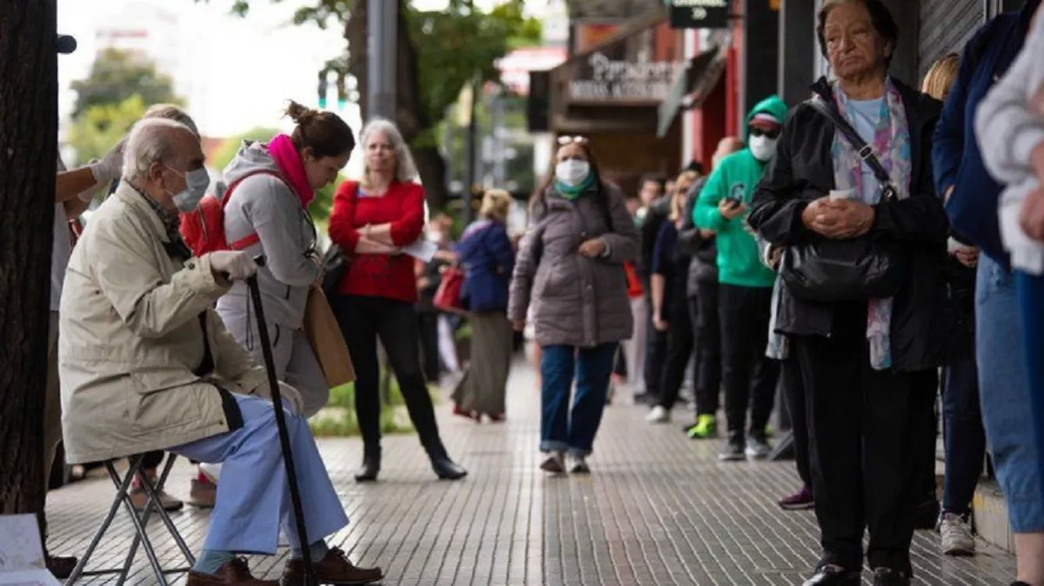El gobierno pese al anuncio, jubilados siguen perdiendo