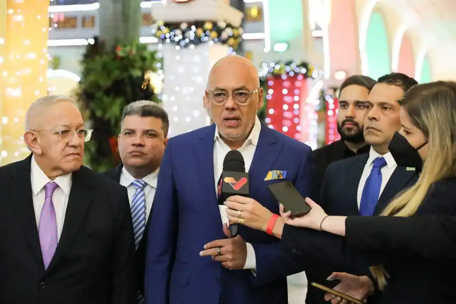 ¿EL DIÁLOGO DE MÉXICO UNA FACHADA? Maduro se reúne con Alianza Democrática para “lograr acuerdos” en pro del país