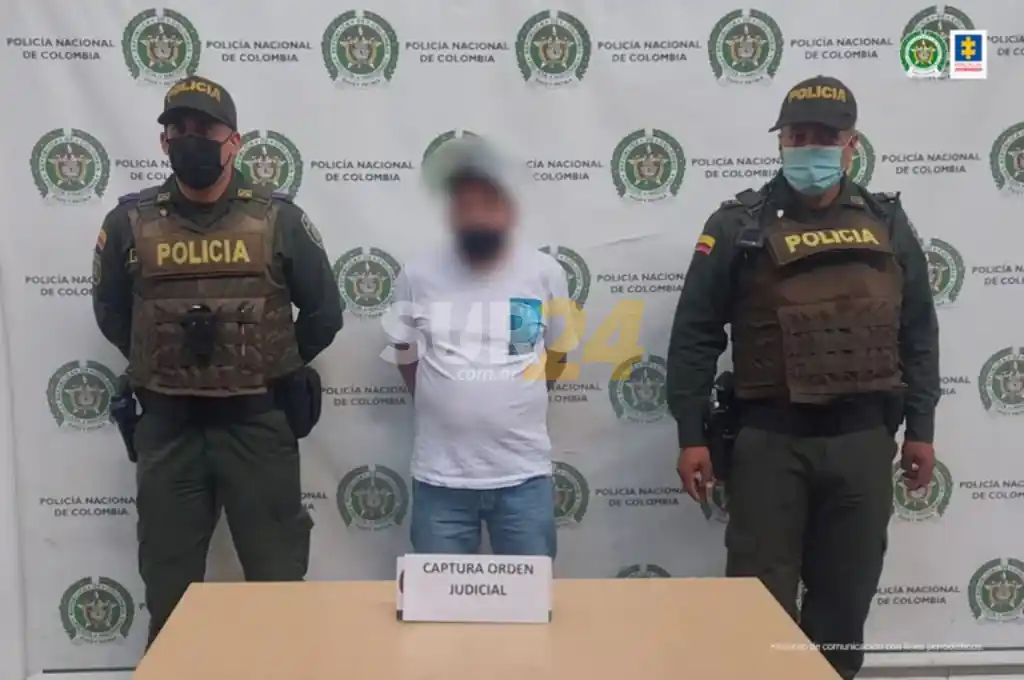 Colombia: un taxista violó a una adolescente en su vehículo