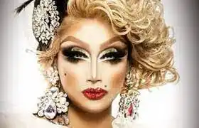 Chiky Diva con parálisis facial