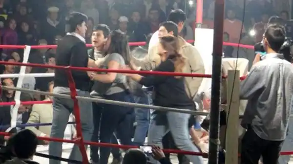 Video: El escándalo después de un tremendo nocaut en Salta 