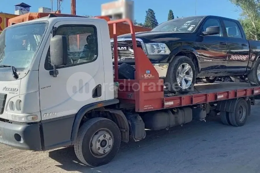 Un vecino de la región tuvo que esperar más de 30 horas la llegada de una grúa en Carlos Paz