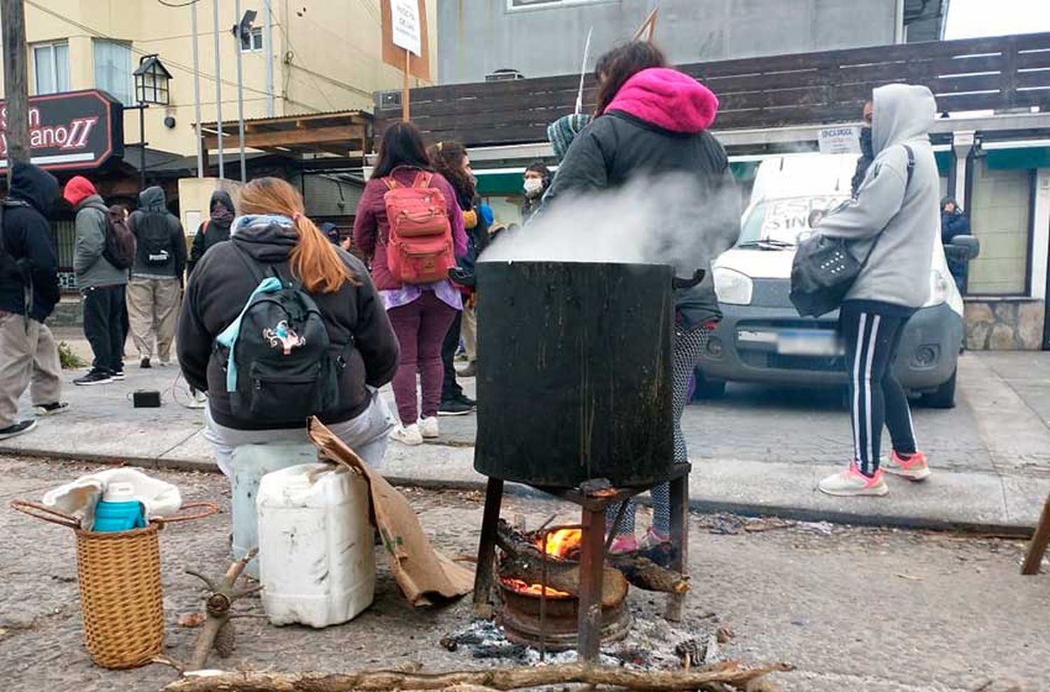 La protesta se hizo escuchar: regularizan la situación de los trabajadores de La Cuadra