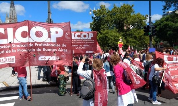 Médicos bonaerenses proponen medidas conjuntas con docentes, judiciales y estatales para reclamar salarios