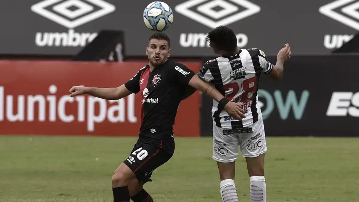 Central Córdoba y Newell's juegan con técnicos debutantes en la Copa de la Liga