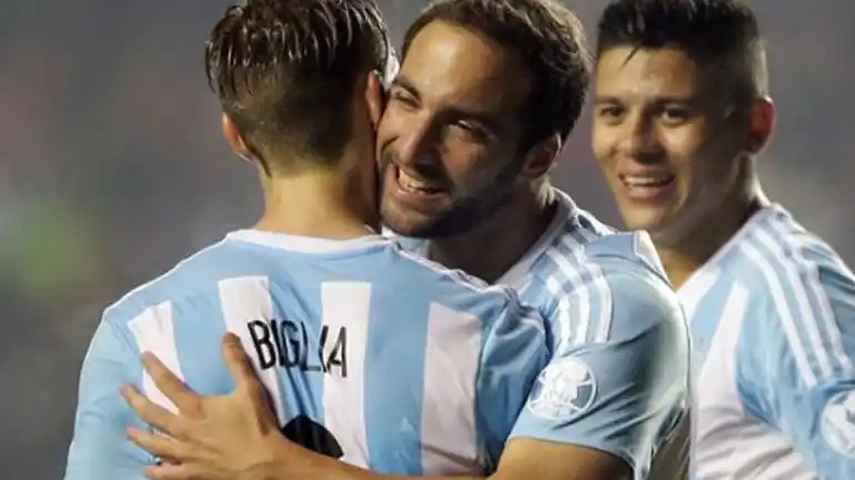 Biglia pidió por el regreso de Gonzalo Higuaín a la Selección