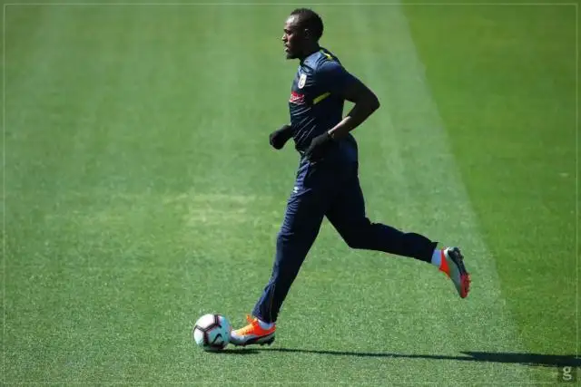 Usain Bolt cumplió su sueño en el Central Coast Mariners