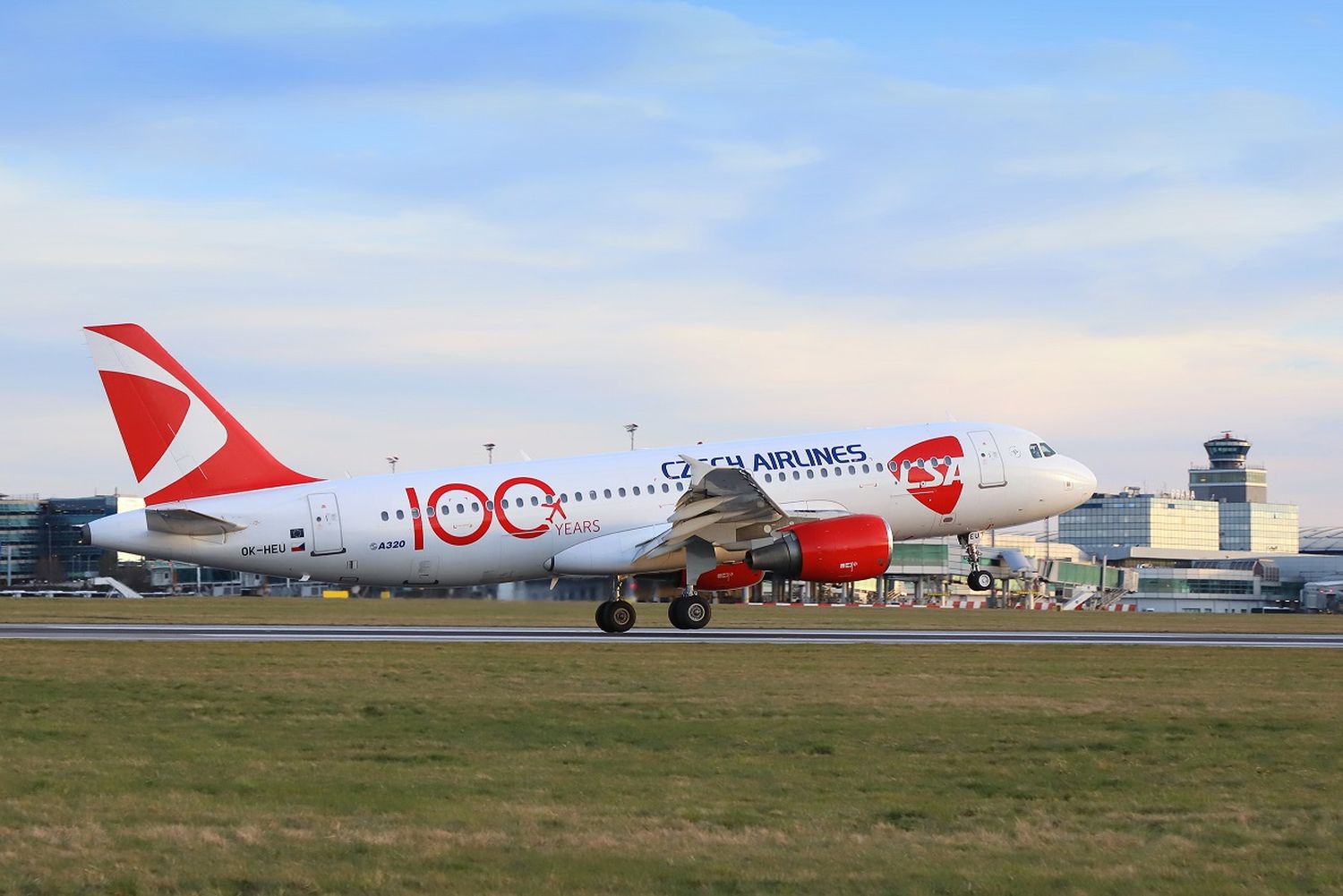 Czech Airlines (CSA), la quinta aerolínea más antigua del mundo, deja de volar