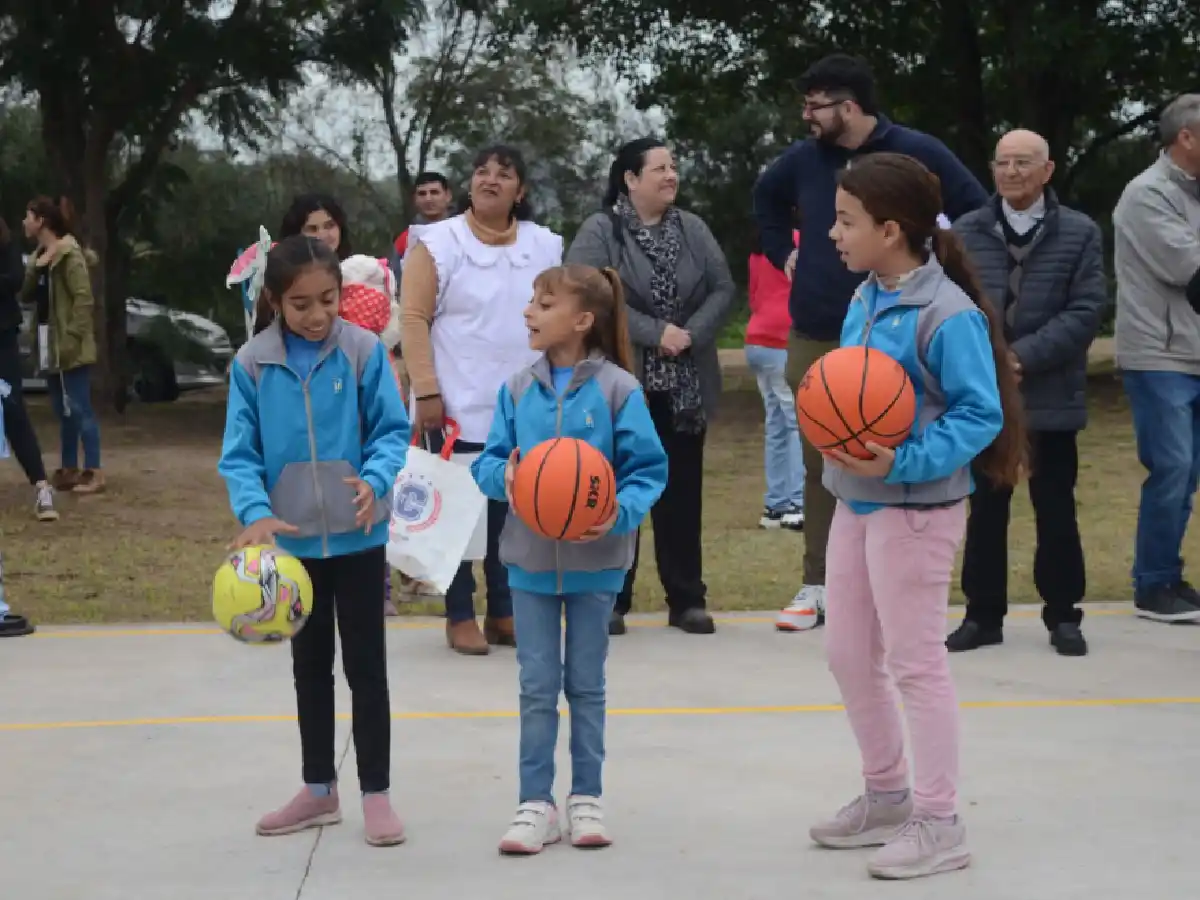 La Provincia inauguró obras escolares en Colonia Milessi y Villa Concepción del Tío