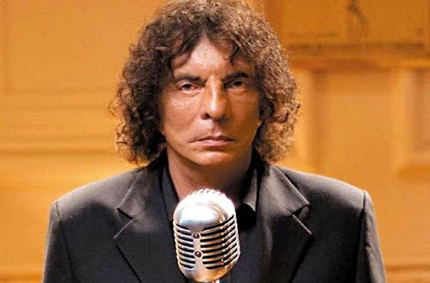 Alejandro Dolina: «La radio sigue siendo un refugio para la palabra, el pensamiento y la audacia»
