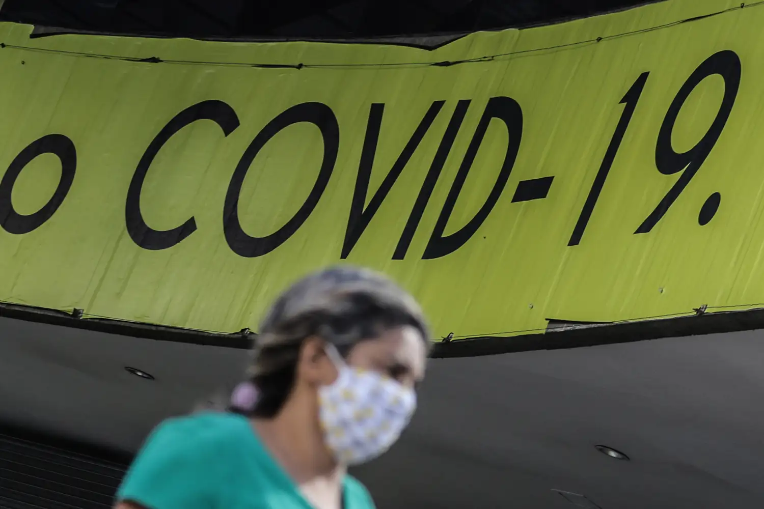 Brasil registró más de 800 muertes en las últimas 24 horas