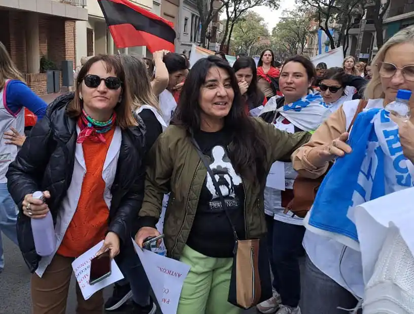 Masiva movilización docente en el marco de las medidas de fuerza