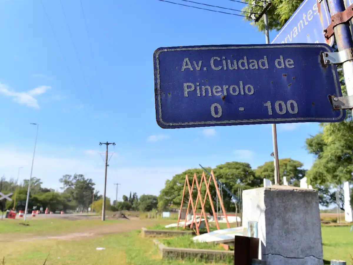 Vía Cittá di Pinerolo, la arteria  más internacional de la ciudad