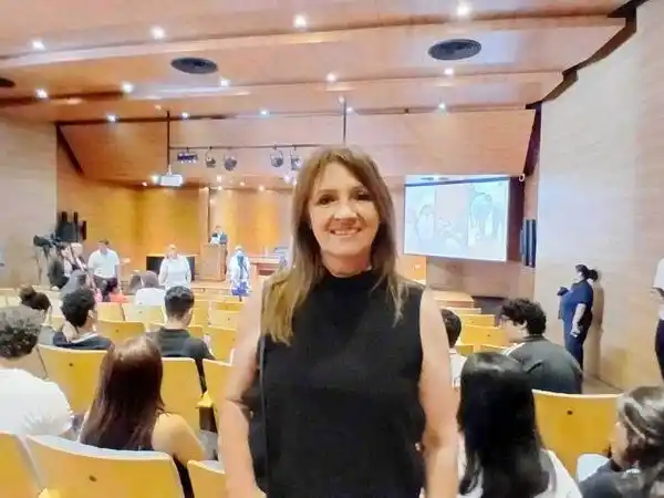 Destacan la visión estratégica de Insfrán 
en la reconstrucción de la Argentina Federal