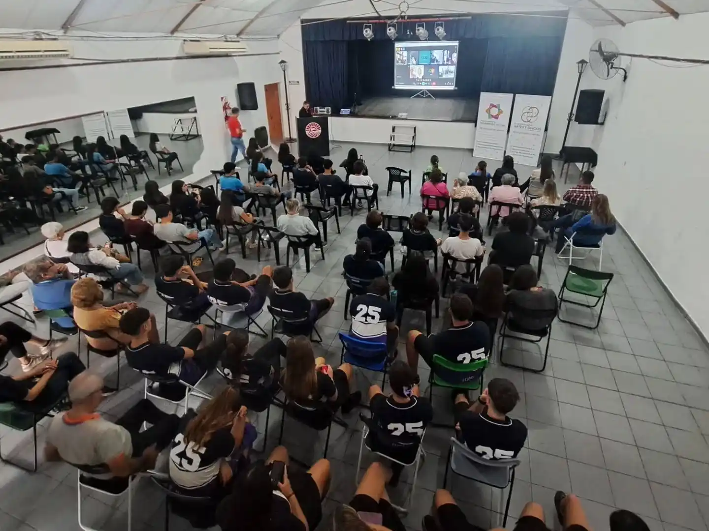 Graciela Pasi presentó su novela "ALDA" en un emotivo acto virtual entre Hasenkamp y Barcelona