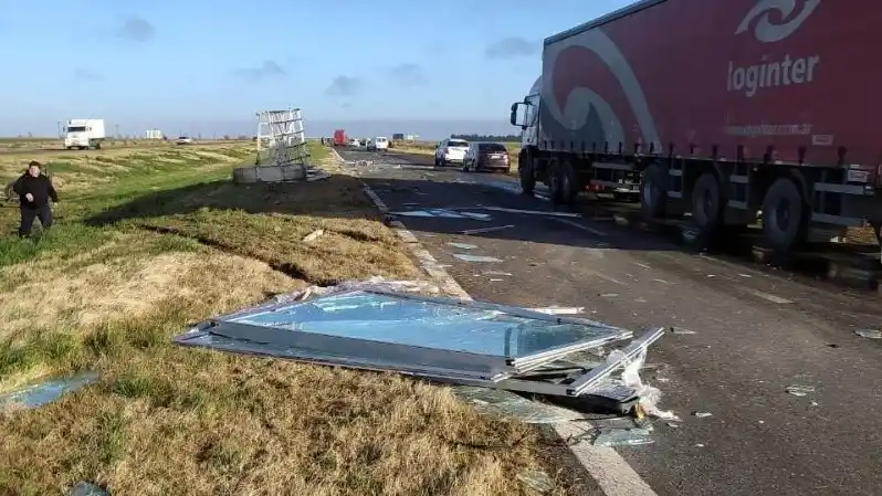 Choque múltiple en la autopista Rosario-Córdoba: hay heridos y desvíos hacia la Ruta 9