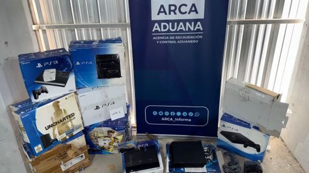 Subastarán más de 170 productos electrónicos incautados por la Aduana: desde $15.000