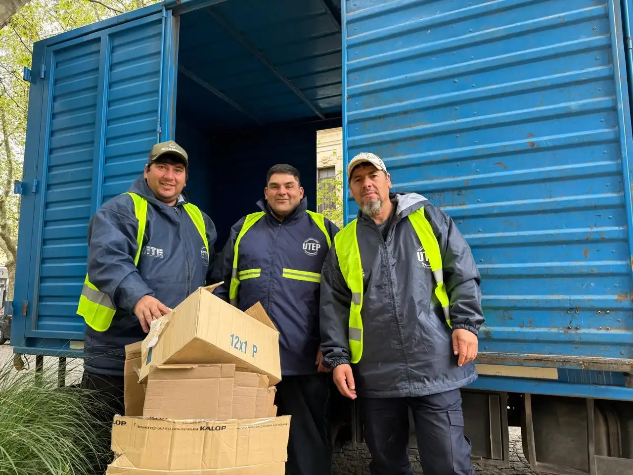 La cuadrilla de recuperadores urbanos de la Cooperativa, en el primer día de recolección diferenciada.