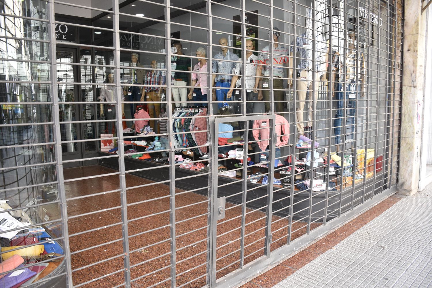 El comercio santafesino pide cerrar a las 19 horas