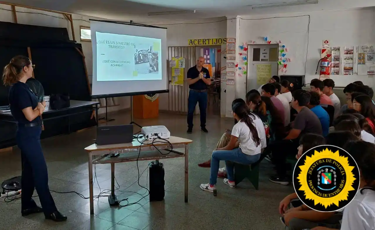Charla de educación y seguridad vial en Rincón de Nogoyá