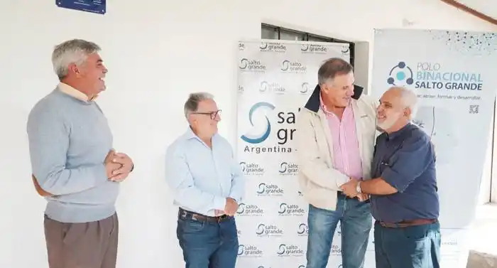 Salto Grande inauguró un nuevo punto digital en  San Jaime de la Frontera