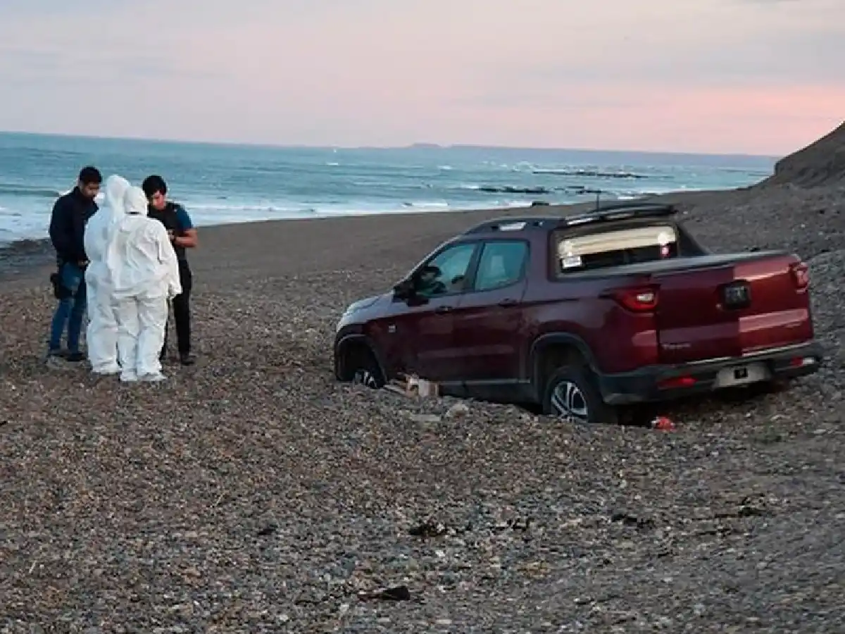 Asesinaron a balazos a un empresario: le incendiaron la casa y se robaron la camioneta