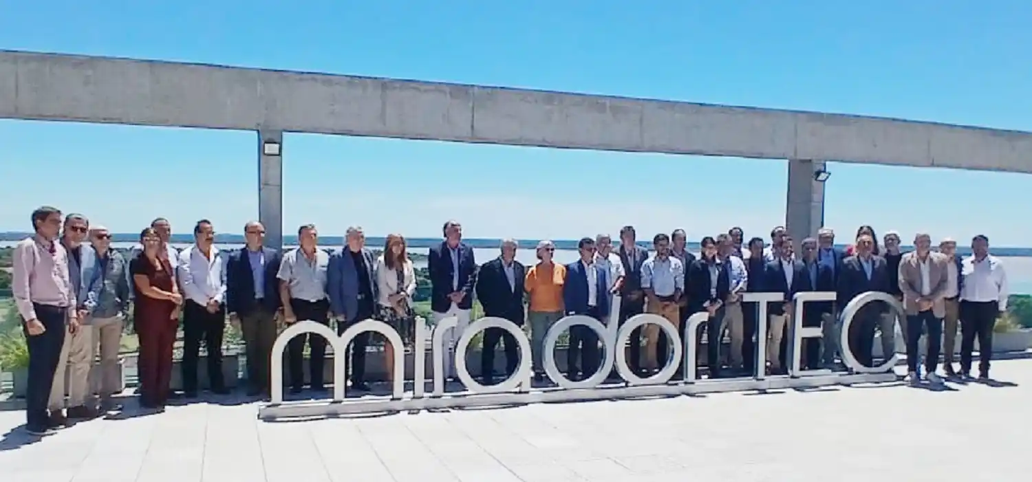 Crece la tensión por fondos y obras paralizadas