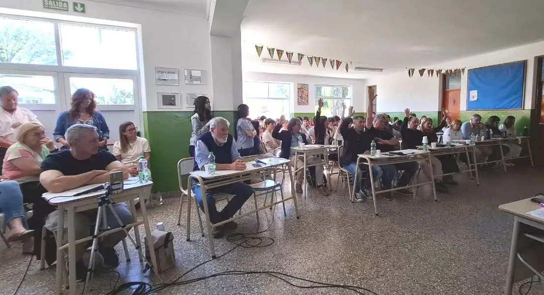 El Concejo Deliberante concretó su sesión en instalaciones de la Escuela Secundaria 8