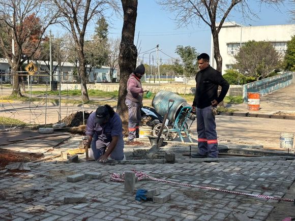 Barrio Ilolay: El municipio avanza con las mejoras en  la Plazoleta Suiza