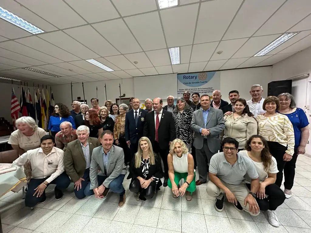 El Gobernador del Distrito 4945 cumplió con abultada agenda.