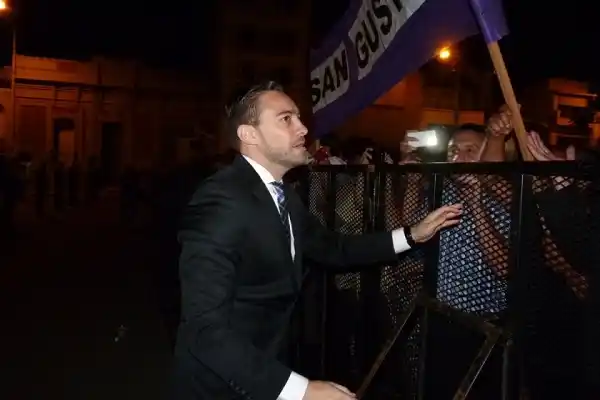 Mauro Urribarri: “Me parece bien que venga Máximo”