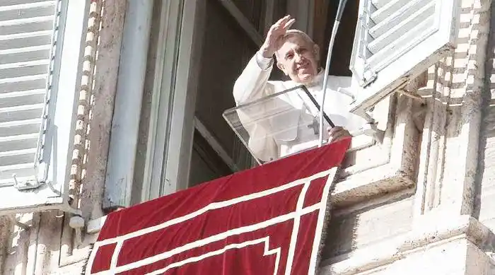 Papa Francisco: ����El Señor nos ama así como somos, sin maquillaje�"�"