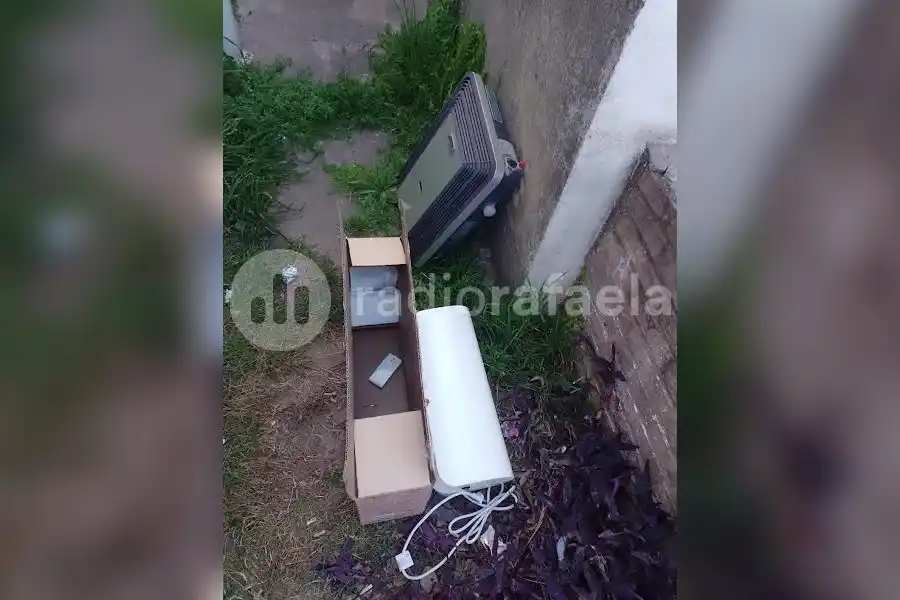 Llegó a su casa y se encontró con un caloventor y un calefactor que no eran suyos
