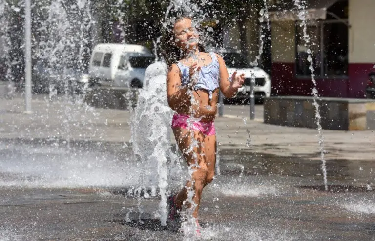 Alerta rojo por calor: varios distritos rompieron récords de más de 60 años