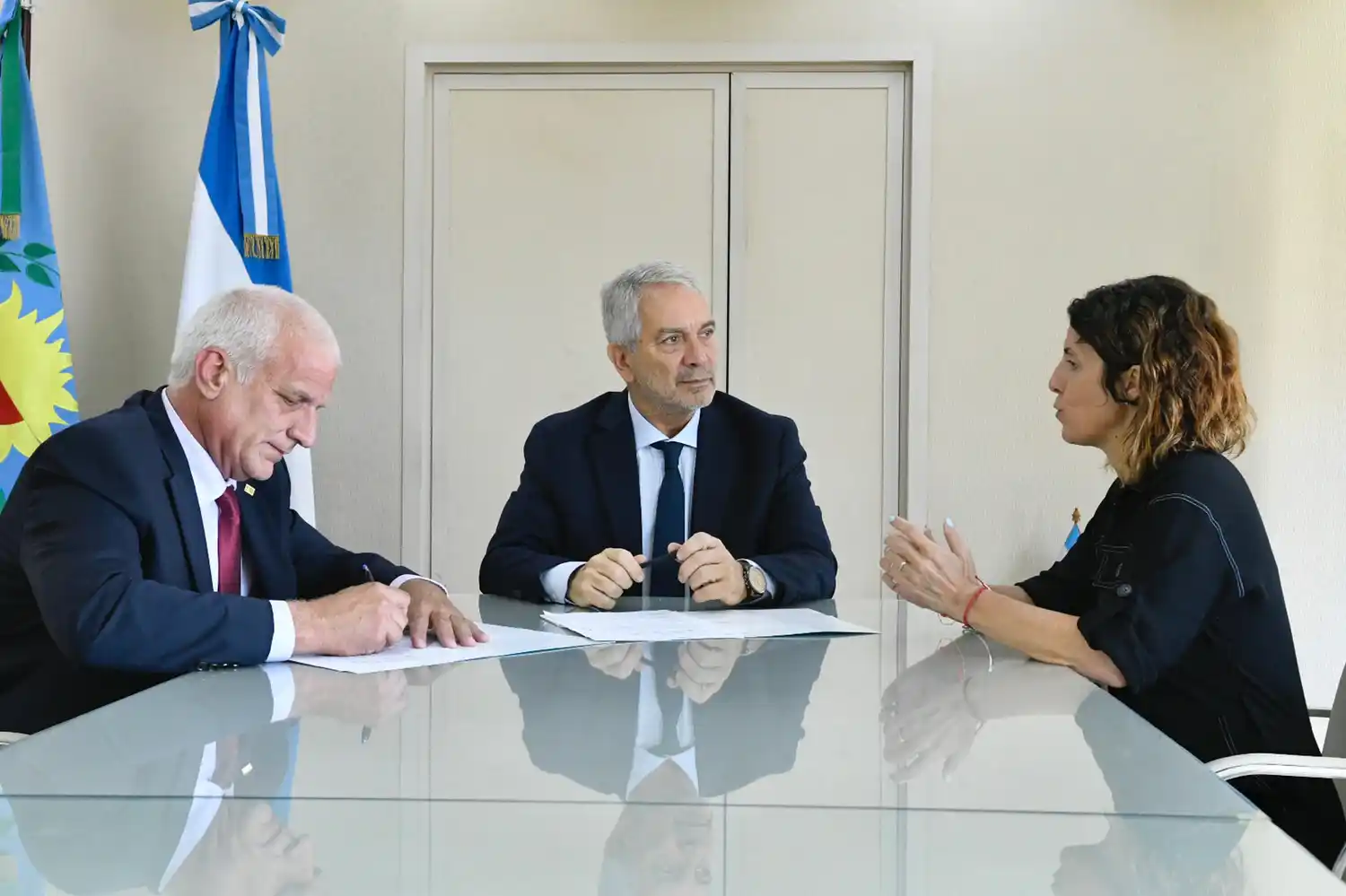 La Provincia impulsa acciones para la regularización dominial de barrios bonaerenses