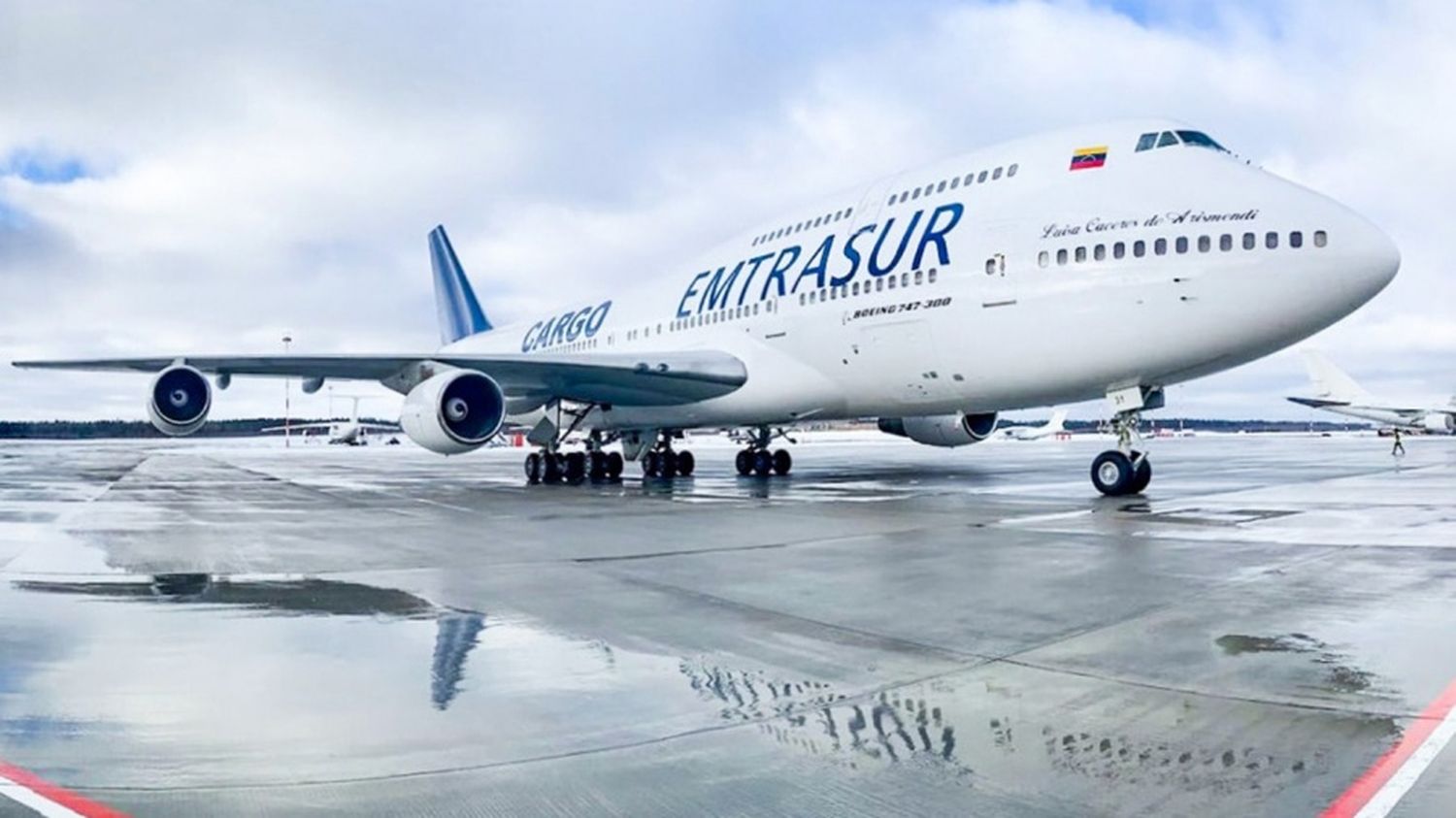 Estados Unidos busca confiscar la aeronave venezolana retenida