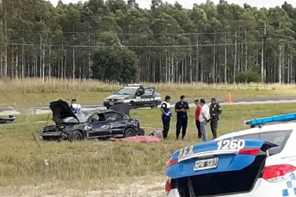Un hombre murió tras despistar y volcar en la Autovía 14