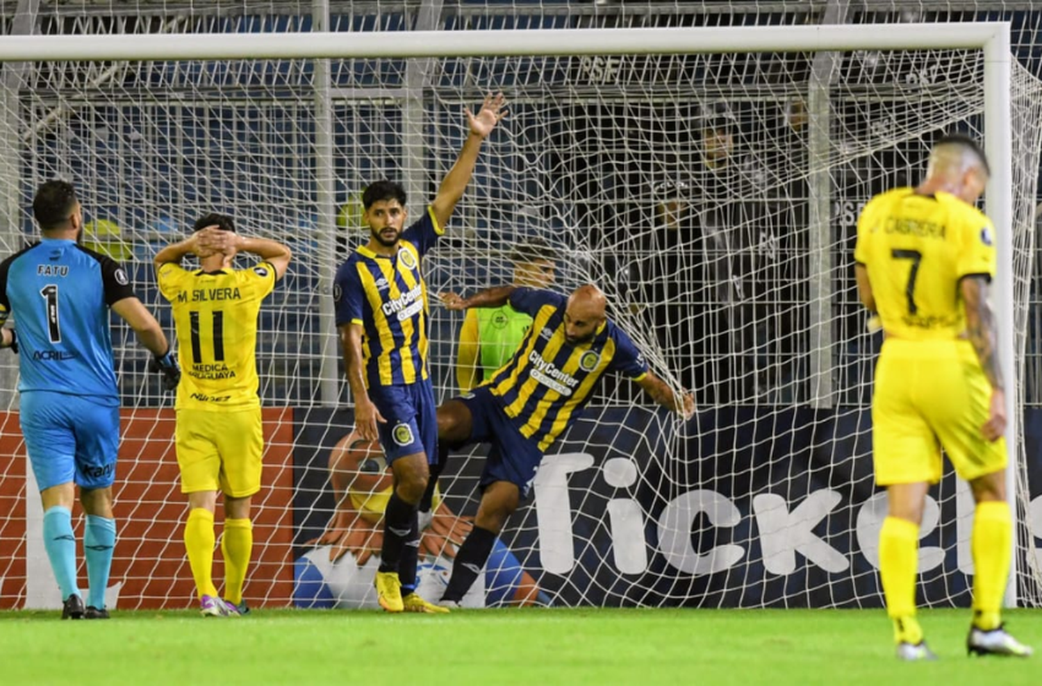 Peñarol apuntó contra Conmebol por las entradas para Central: "No valoraron la gravedad de lo que pasó en Rosario"