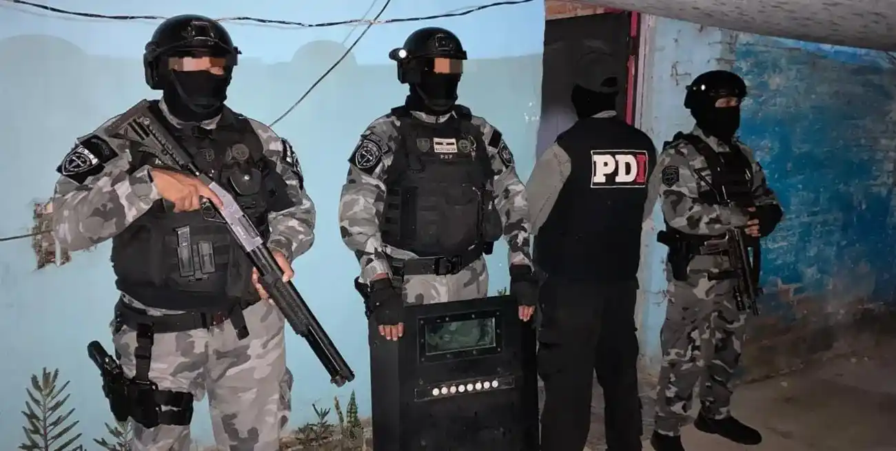 Múltiples allanamientos por microtráfico en la provincia: secuestraron drogas, armas y dinero