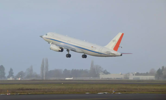 Nariz de Halcón: Airbus prueba el nuevo radar del Eurofighter en un A320 modificado