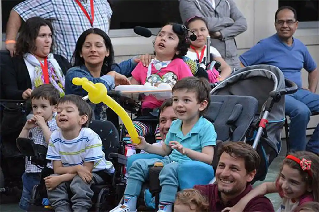 Atrofia Muscular Espinal: acuerdan la provisión de un medicamento