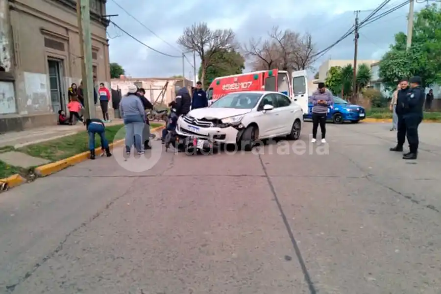 Una mujer y una adolescente de 16 años resultaron con serias lesiones luego de protagonizar un accidente