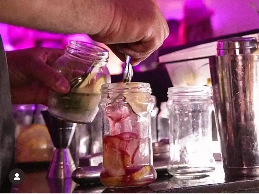 Un evento que une la coctelería con la solidaridad.