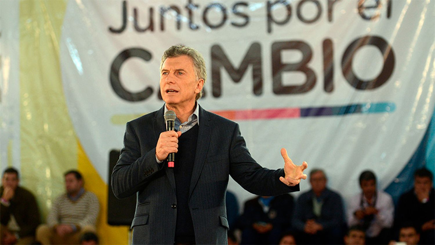 Macri encabeza uno de sus cierres de campaña en Córdoba