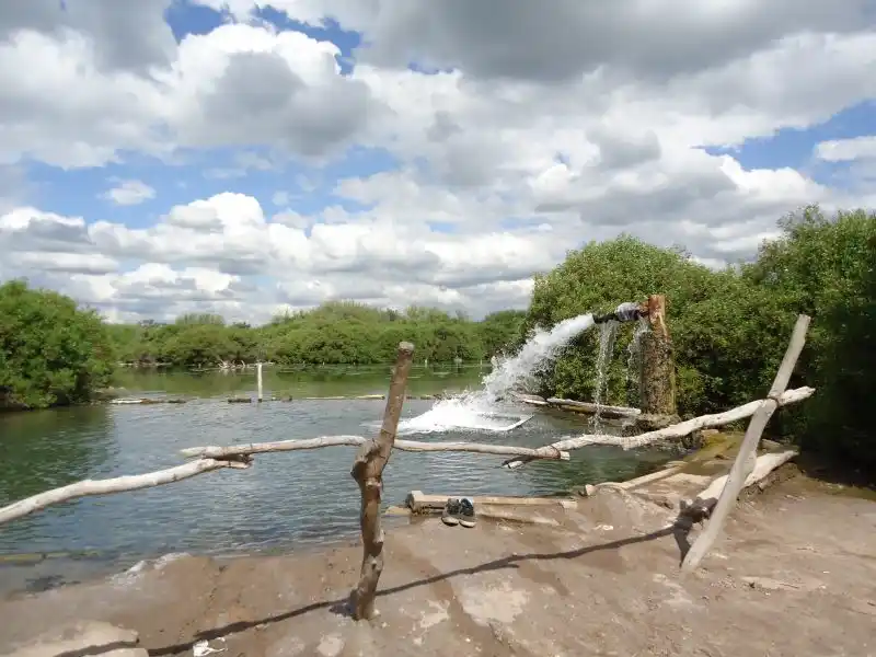 Una olla natural de aguas termales