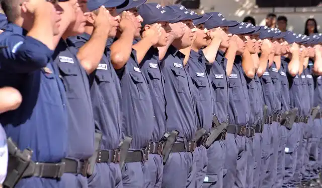 Juzgarán en Córdoba a 39 aspirantes a policías por presentar certificados falsos del secundario